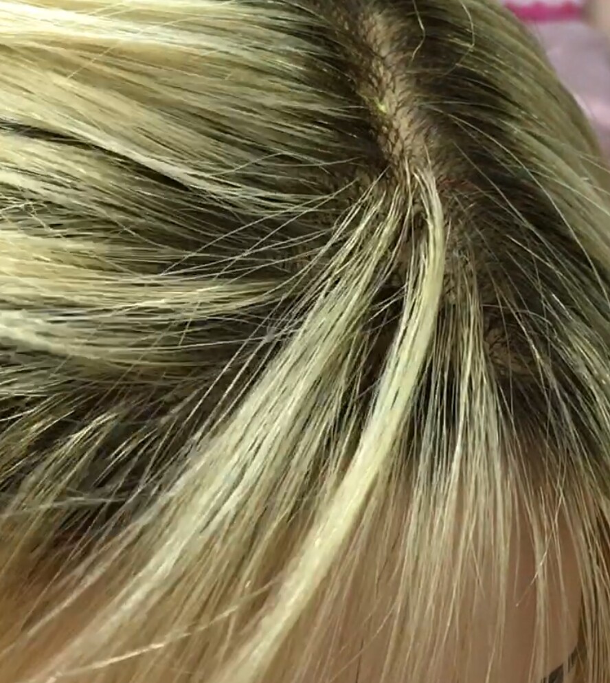 Peluca natural NATA color 4R613  raz oscura TUL de INJECCION