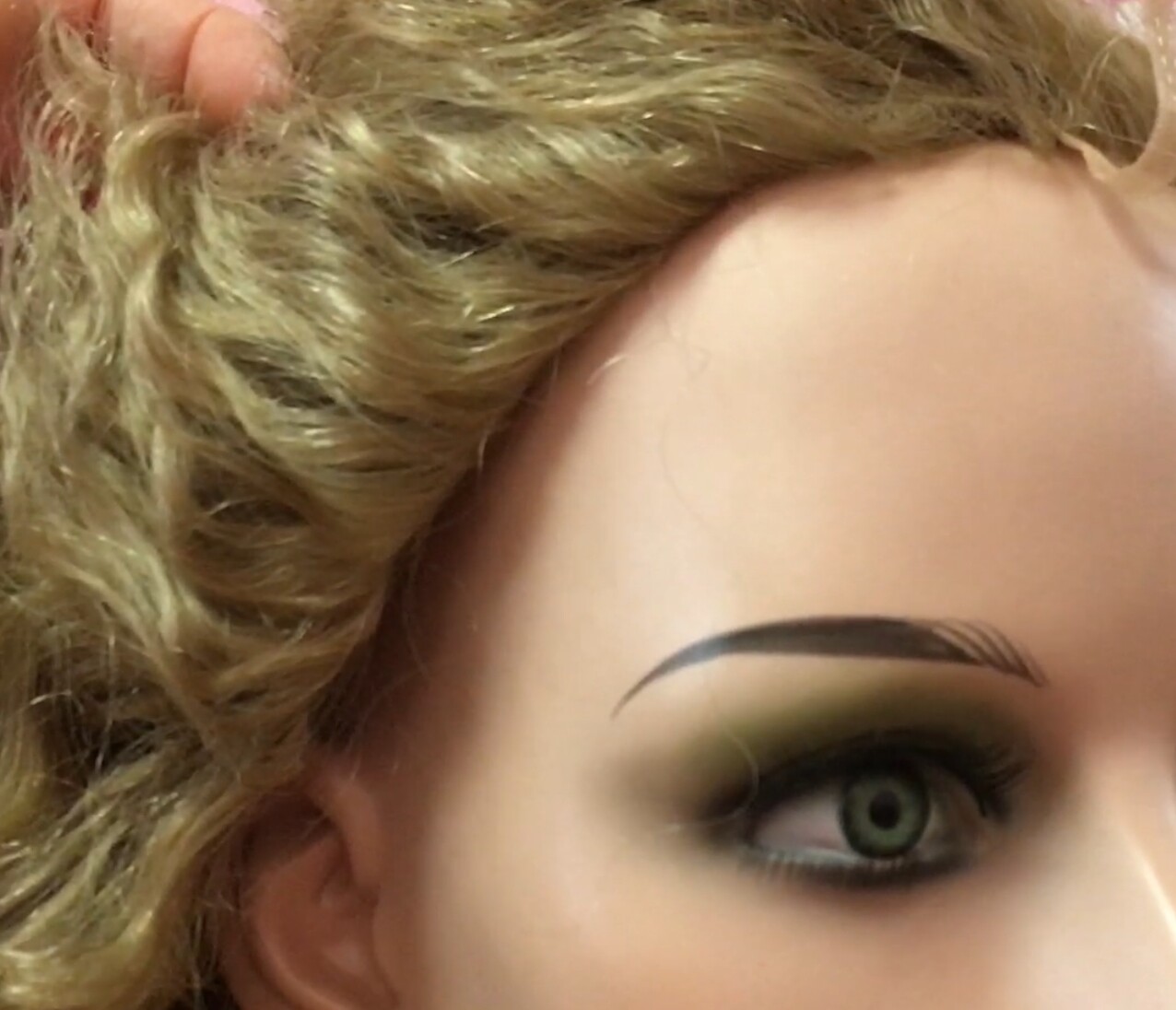 Peluca rizada cabello natural NINONA  18 RAYA TUL