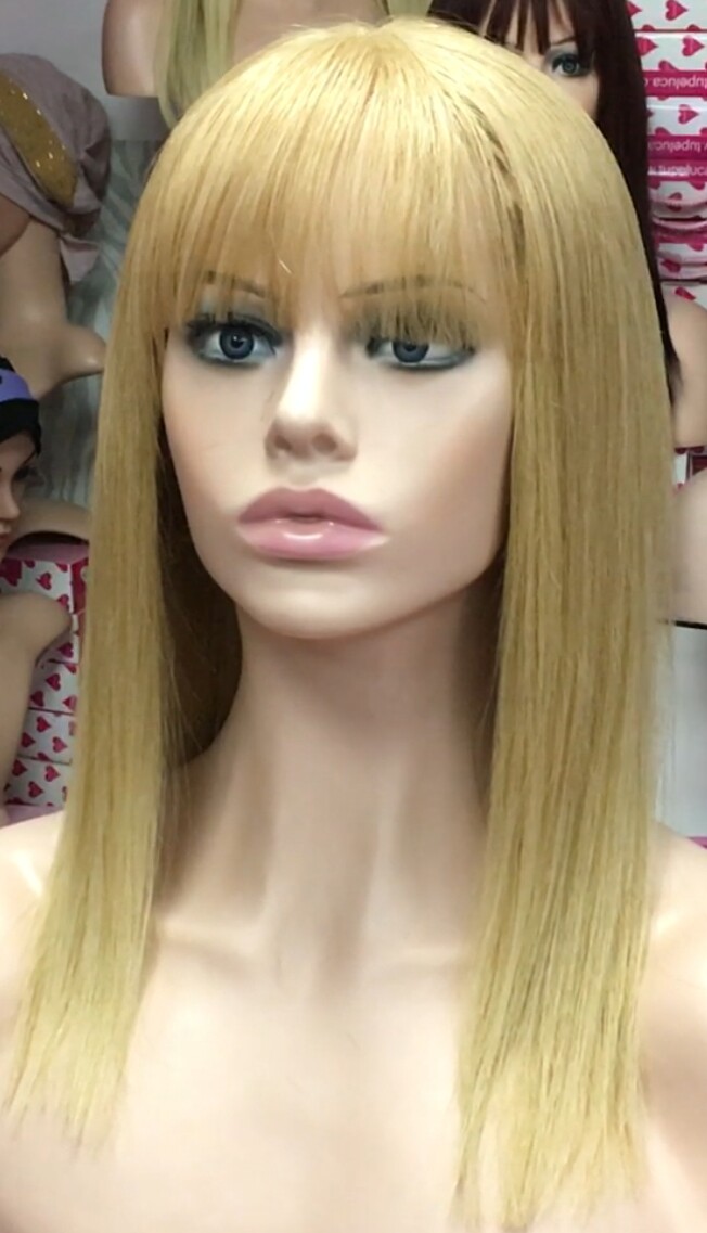 Peluca natural NATASHA color 27B INYECCION