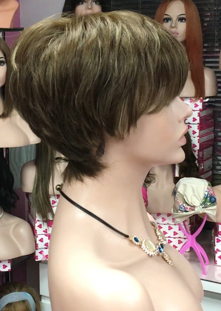 Peluca cabello natural SANDY color 6H18 confecc. maquina